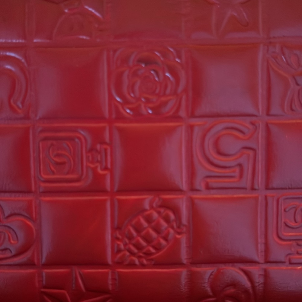 ❤️CHANEL BI FOLD LUCKY CHARM WALLET - Picture 12 of 13